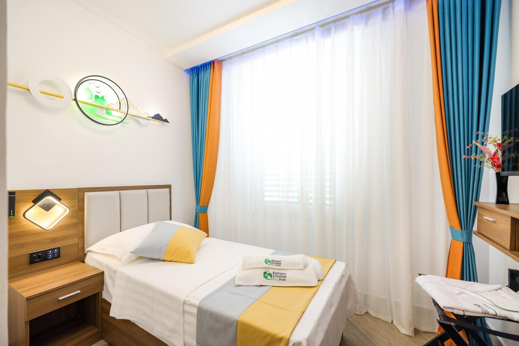 Hotel Kanjon Zrmanje Obrovac Bagian luar foto