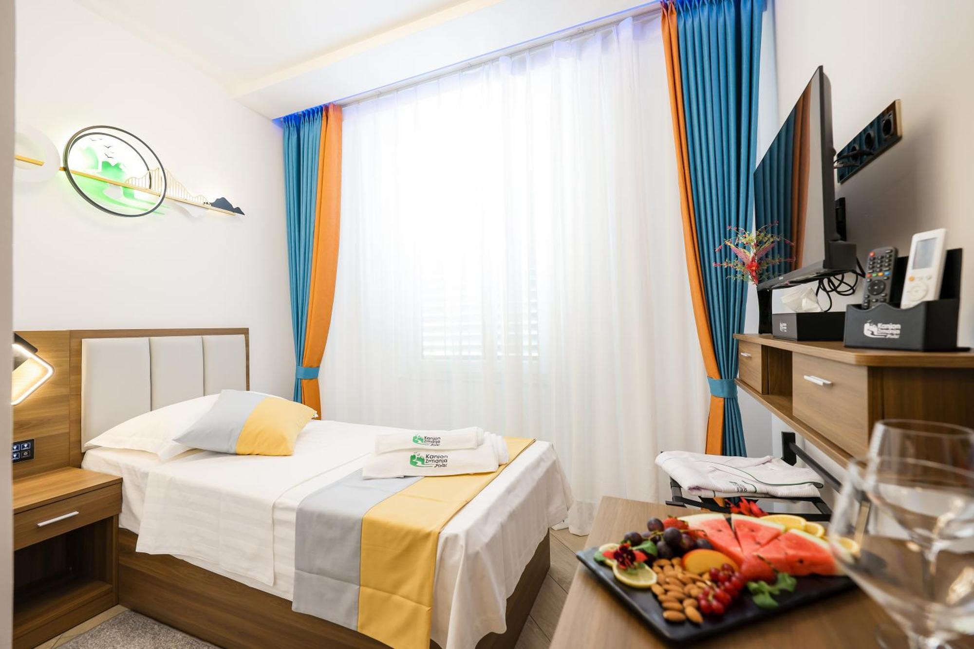 Hotel Kanjon Zrmanje Obrovac Bagian luar foto