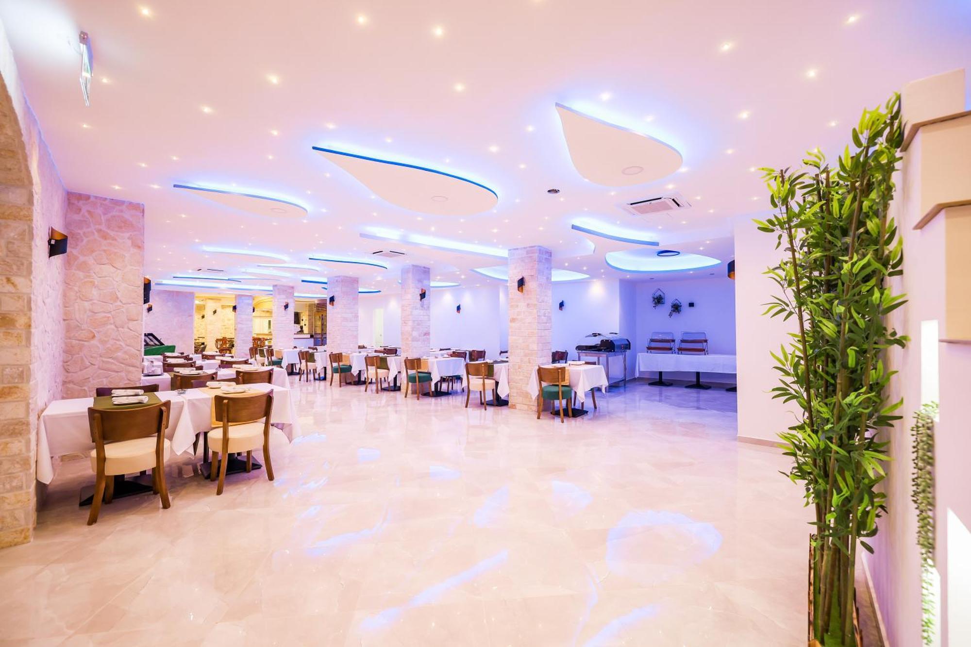 Hotel Kanjon Zrmanje Obrovac Bagian luar foto