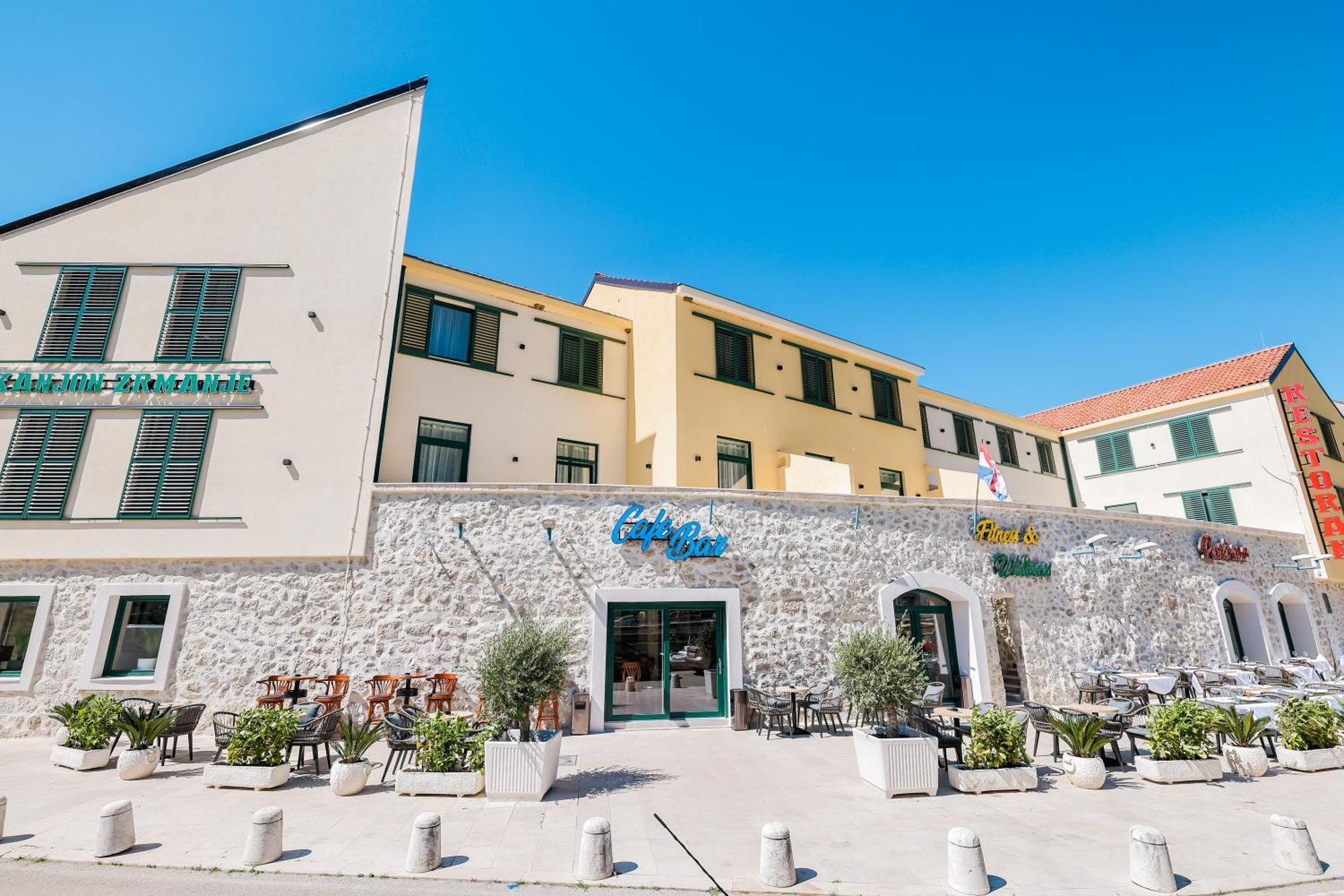 Hotel Kanjon Zrmanje Obrovac Bagian luar foto
