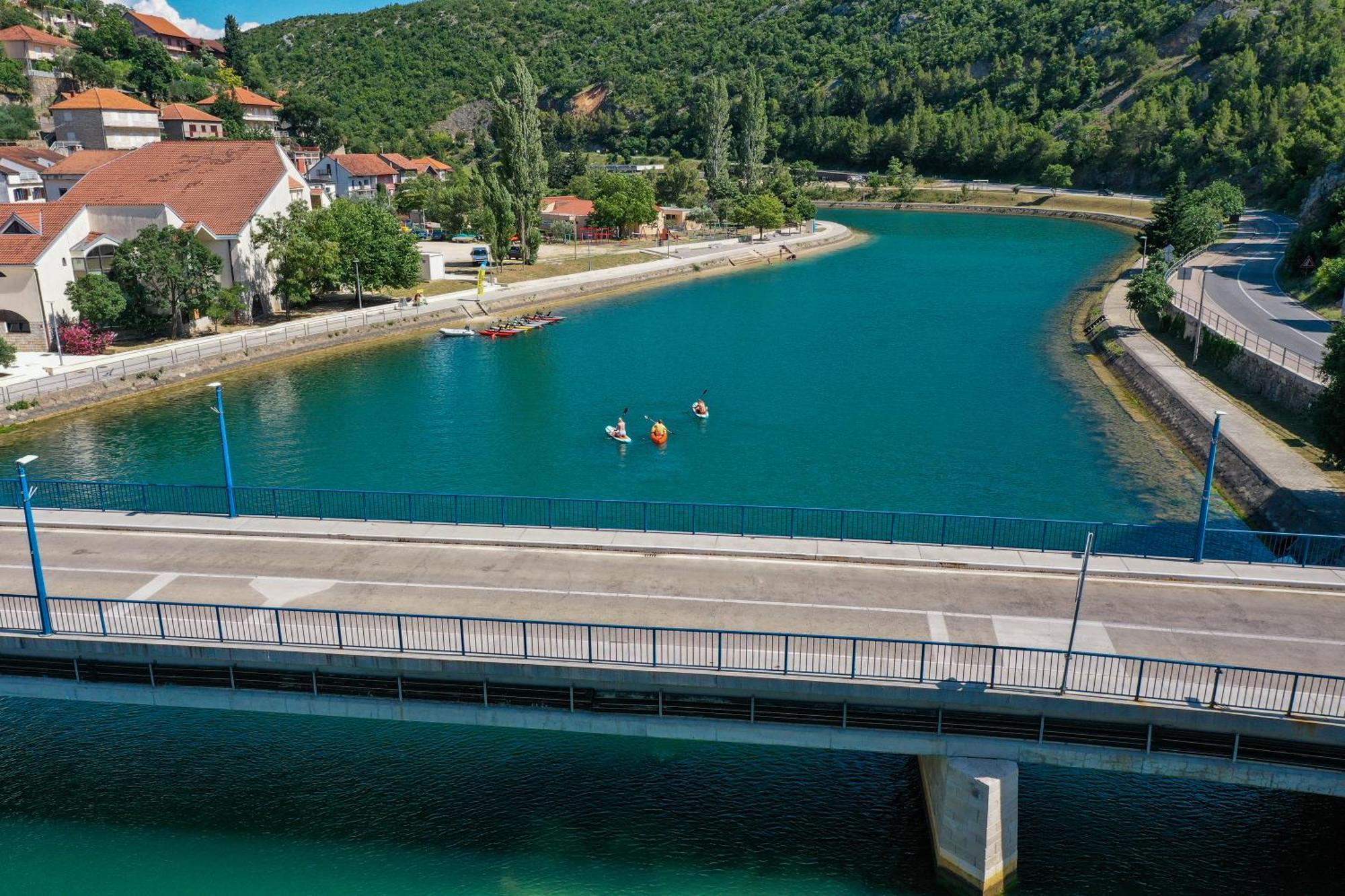 Hotel Kanjon Zrmanje Obrovac Bagian luar foto